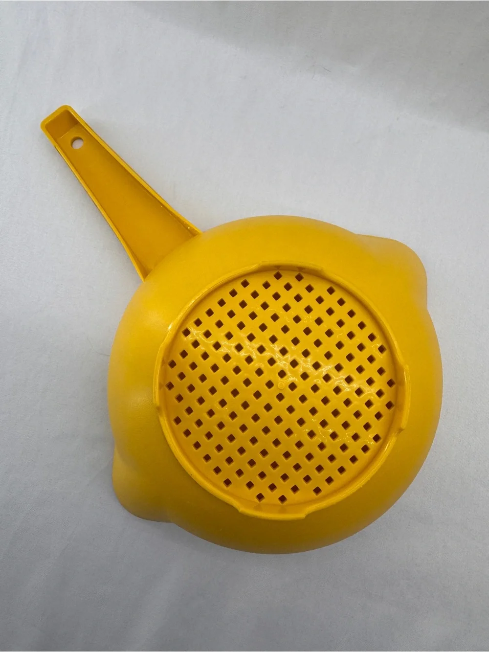 Vintage Tupperware Harvest Gold Nesting Colander Strainer Set 70s 80s Kitsch - Picture 8 of 10